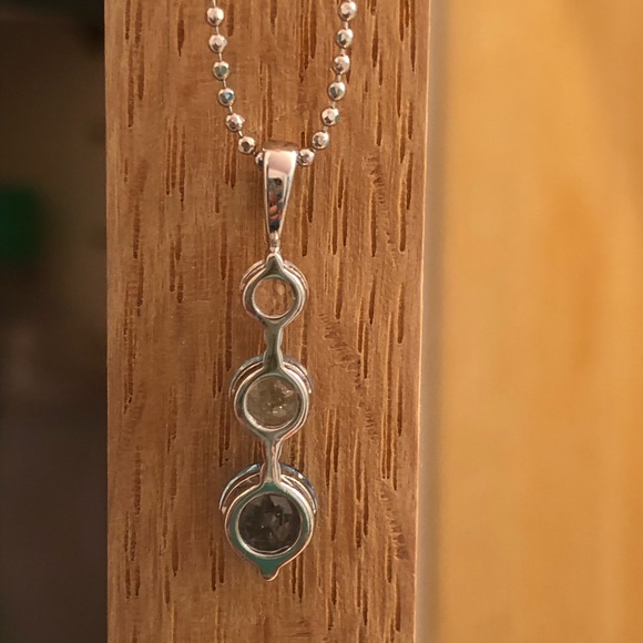 NWOT. Sterling Silver TriColour Topaz Necklace - Picture 3 of 5